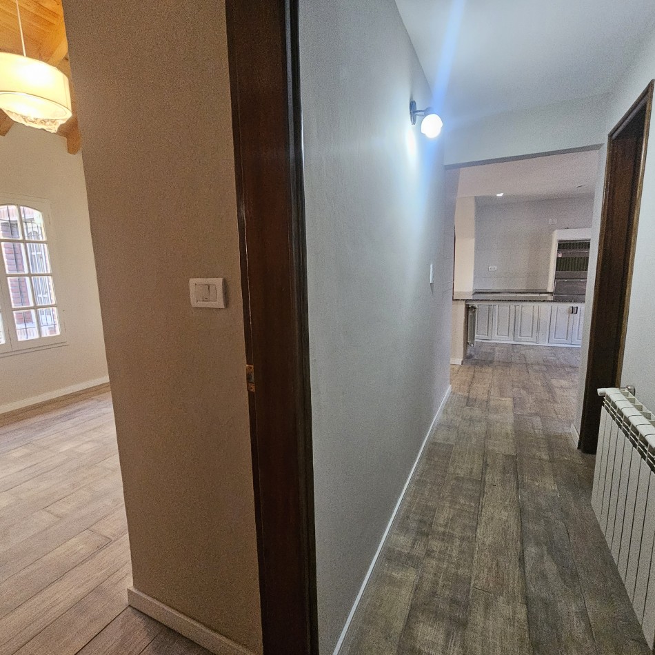 Neuquen Alquiler Casa en dos plantas Jardines del Rey APTO ALQUILER COMERCIAL O VIVIENDA