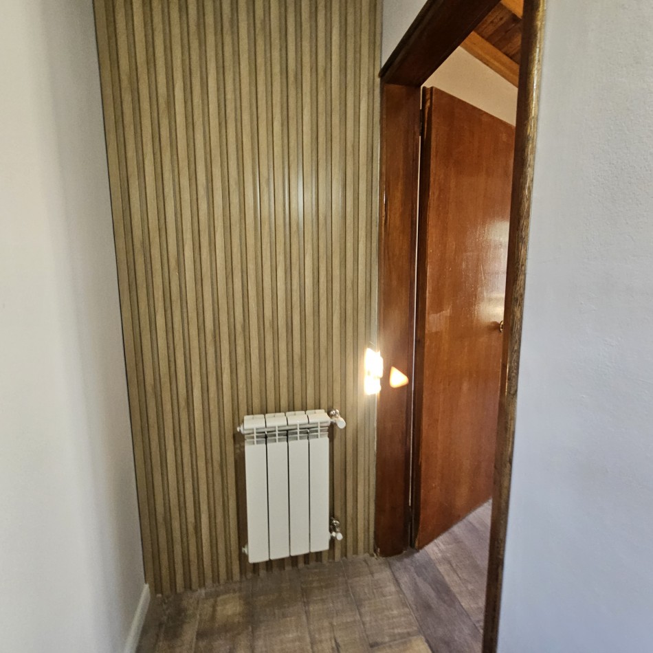 Neuquen Alquiler Casa en dos plantas Jardines del Rey APTO ALQUILER COMERCIAL O VIVIENDA