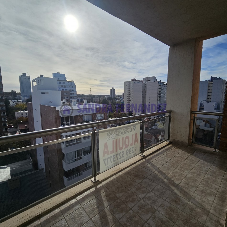 Neuquen. Alquiler Departamento 2 dormitorios (suite) Cochera Baulera