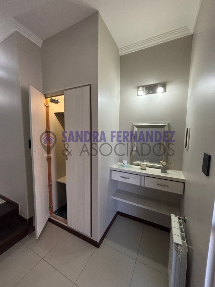 Rio Negro Cipolletti Barrio Flamingo Casa niel gerencial 