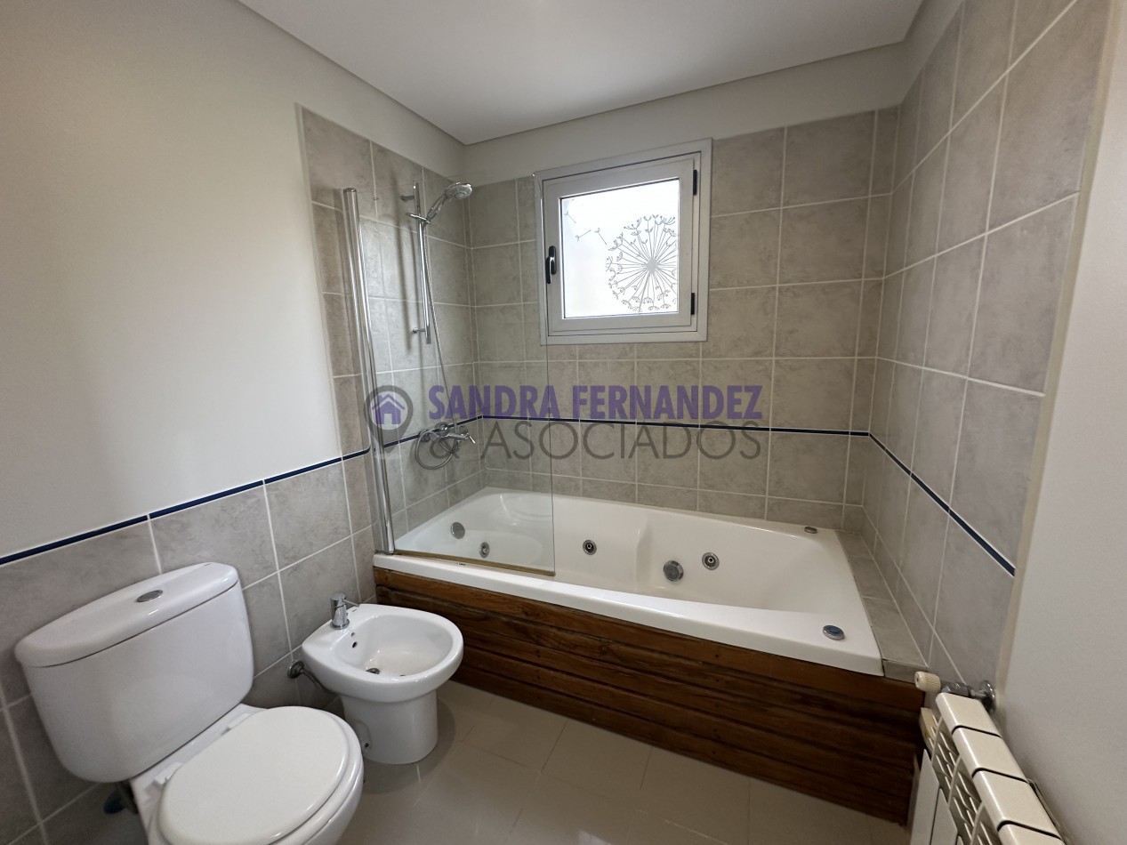 Neuquen Casa en dos plantas Barrio Cerrado Costa Azul 