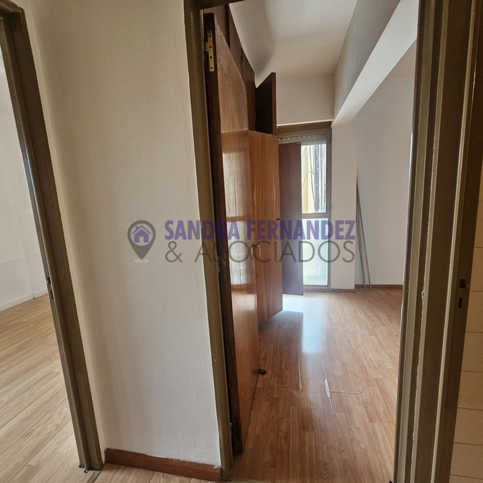 Neuquen Alquiler Departamento 2 dormitorios  Zona Policlinico ADOS/Supermercado La Anonima del alto. 