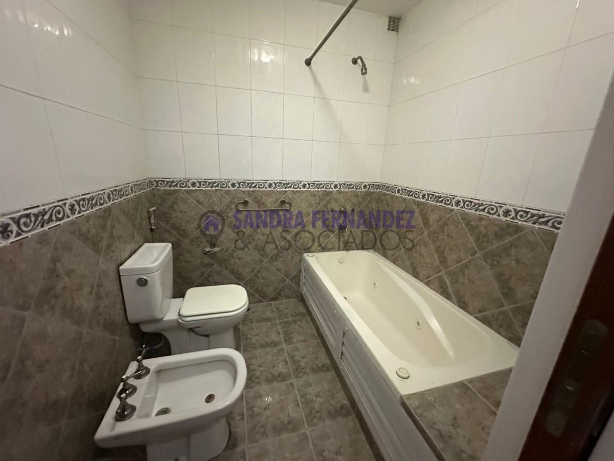 Rio Negro Cipolletti Barrio Flamingo Casa niel gerencial 