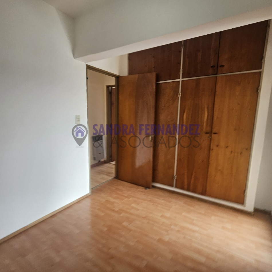 Neuquen Alquiler Departamento 2 dormitorios  Zona Policlinico ADOS/Supermercado La Anonima del alto. 