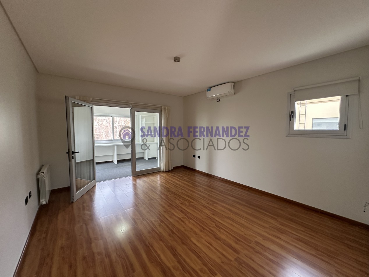 Neuquen Casa en dos plantas Barrio Cerrado Costa Azul 
