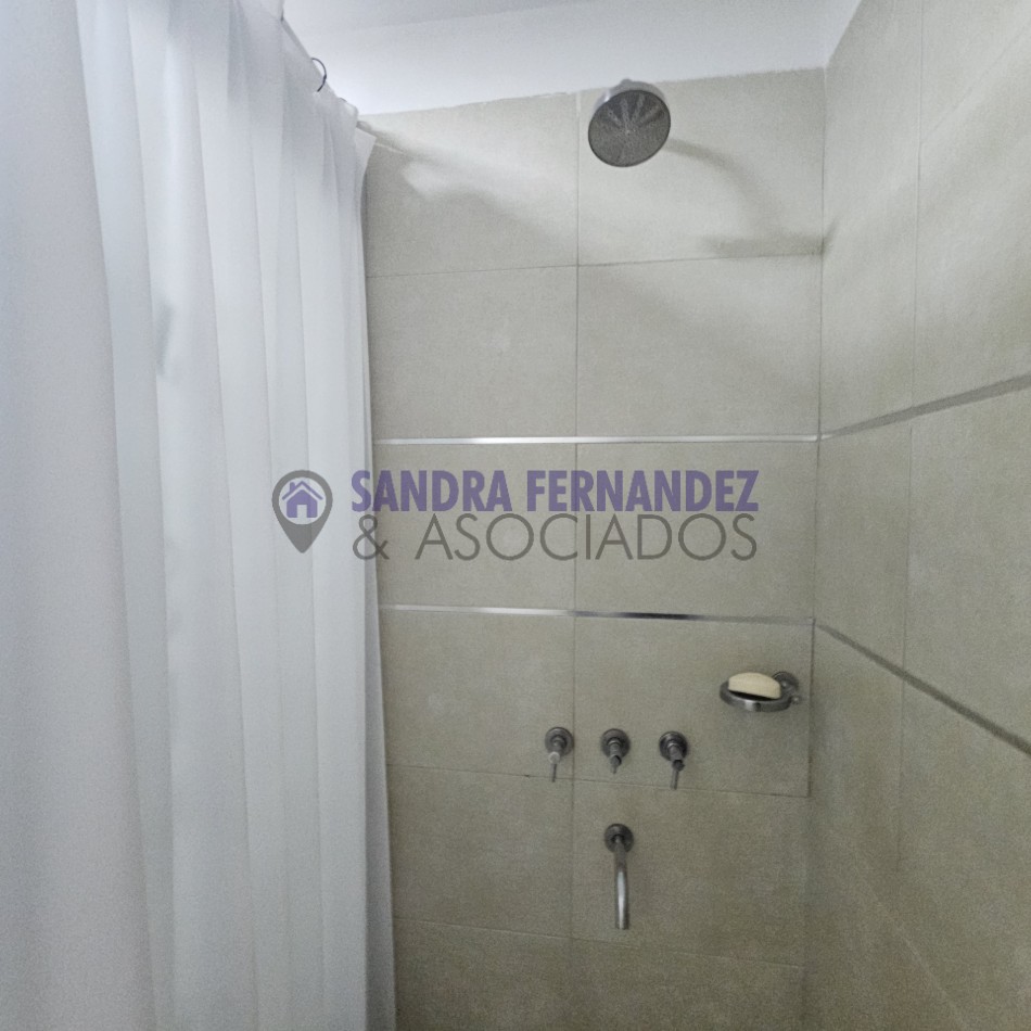 Neuquen Alquiler Departamento Amoblado Equipado. Centro Ciudad de Neuquen Capital Cochera