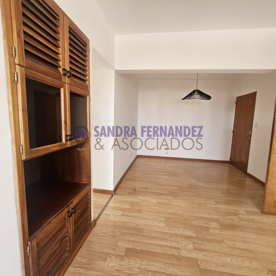 Neuquen Alquiler Departamento 2 dormitorios  Zona Policlinico ADOS/Supermercado La Anonima del alto. 