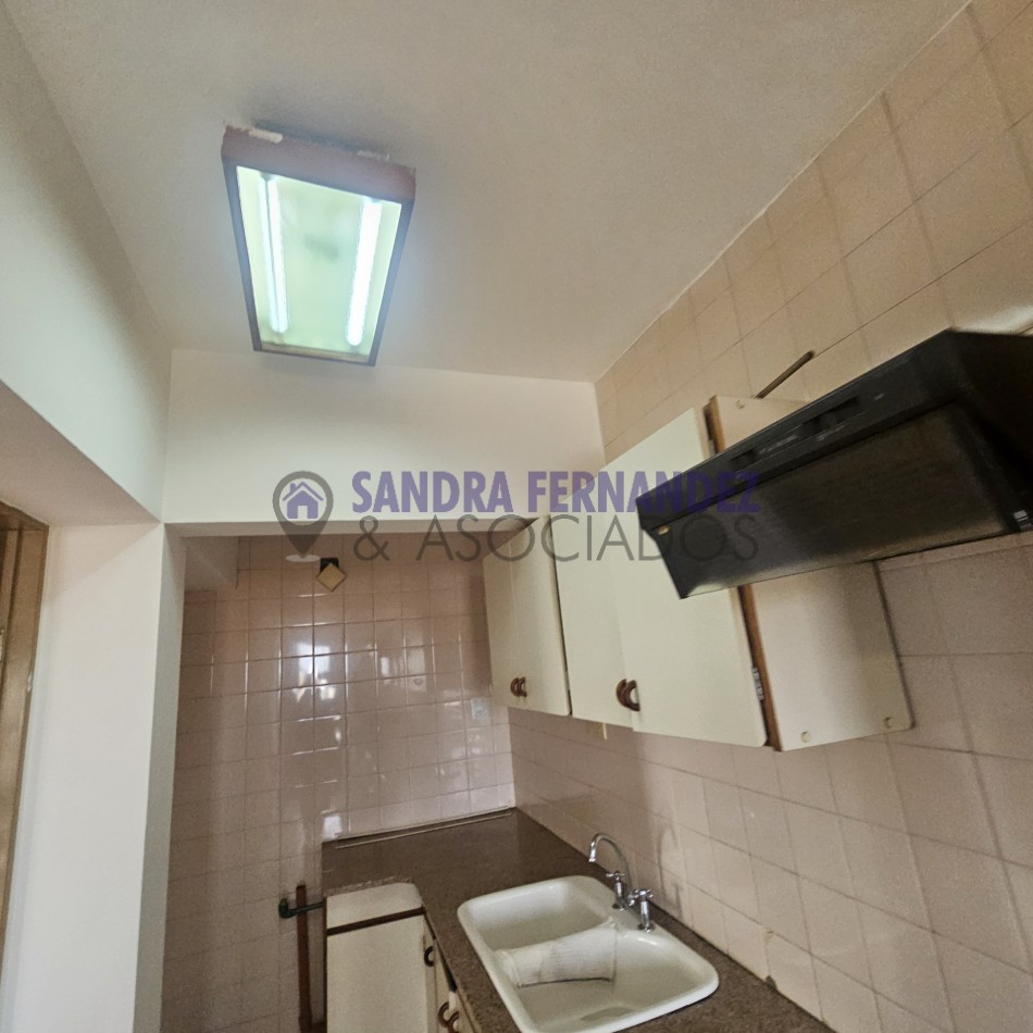 Neuquen Alquiler Departamento 2 dormitorios  Zona Policlinico ADOS/Supermercado La Anonima del alto. 