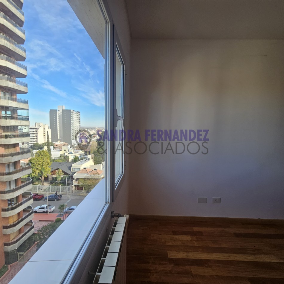 Neuquen. Alquiler Departamento 2 dormitorios (suite) Cochera Baulera