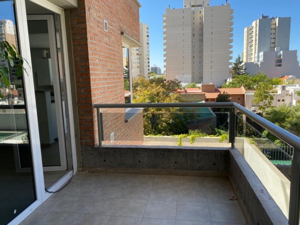 Neuquen. Alquiler. Amplio Departamento 1 dormitorio. Zona alto. Zona Alto Comahue Shopping