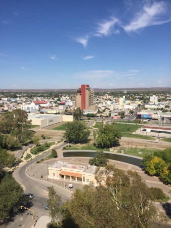 Neuquen. Alquiler. Monoambiente zona Bancaria, totalmente equipado