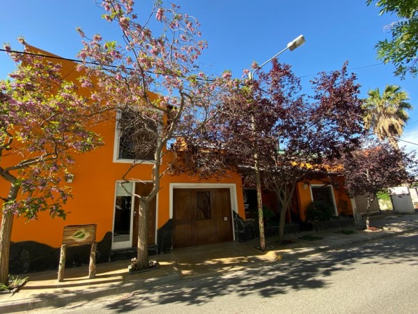 Neuquen. Venta. Lote 15x28 / Casa Habitable de 3 dormitorios. santa Genoveva