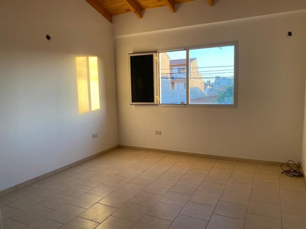 Neuquen. Alquiler. Duplex 2 dormitorios Barrio Huilliches