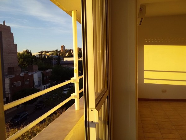 Neuquen. Alquiler Departamento 1 dorm Zona San Lucas. B° María Auxiliadora