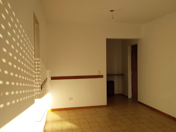 Neuquen. Alquiler Departamento 1 dorm Zona San Lucas. B° María Auxiliadora