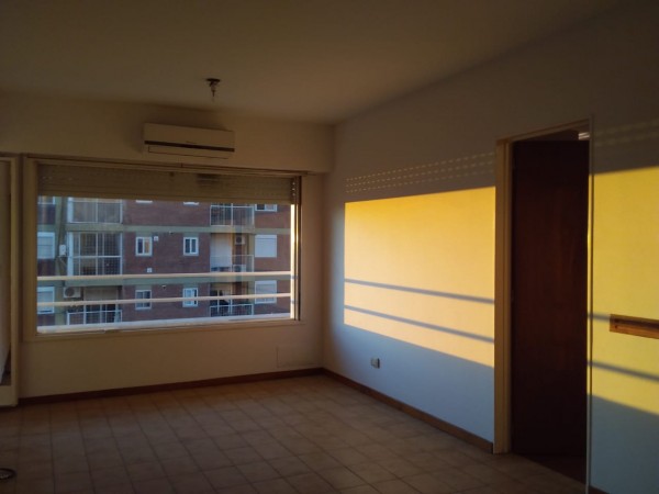 Neuquen. Alquiler Departamento 1 dorm Zona San Lucas. B° María Auxiliadora