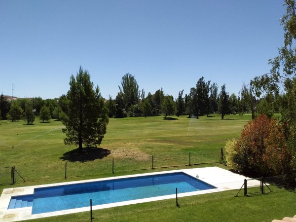 Neuquen. Alquiler. Casa Barrio Cerrado Rincón Club de Campo