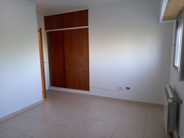 Neuquen. Alquiler. Departamento 1 dormitorio Zona Bajo