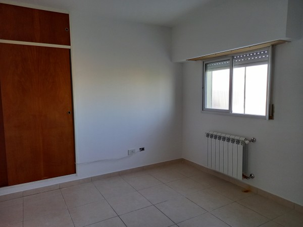 Neuquen. Alquiler. Departamento 1 dormitorio Zona Bajo