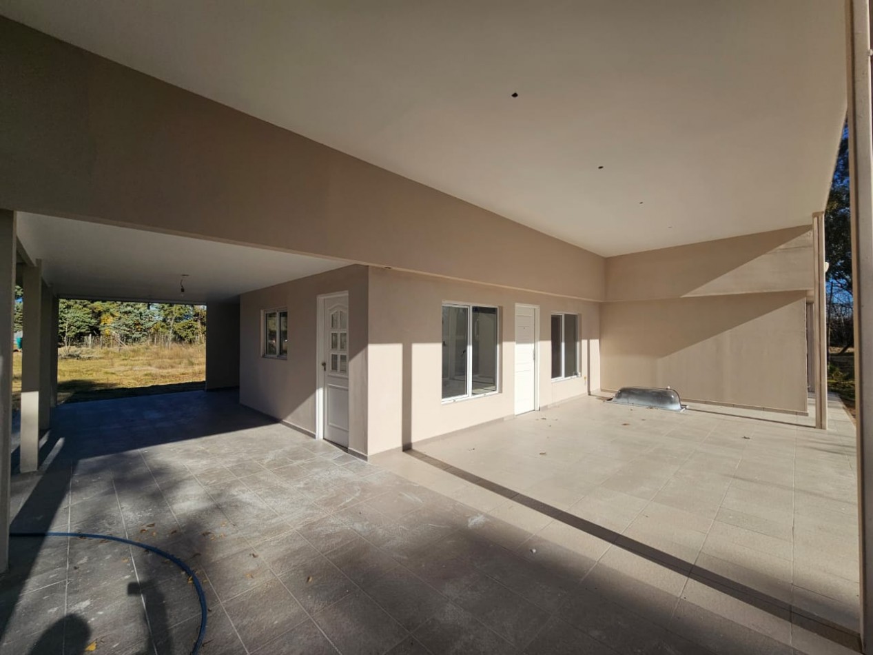 Neuquen. Alquiler Casa 2 dormitorios en Predio