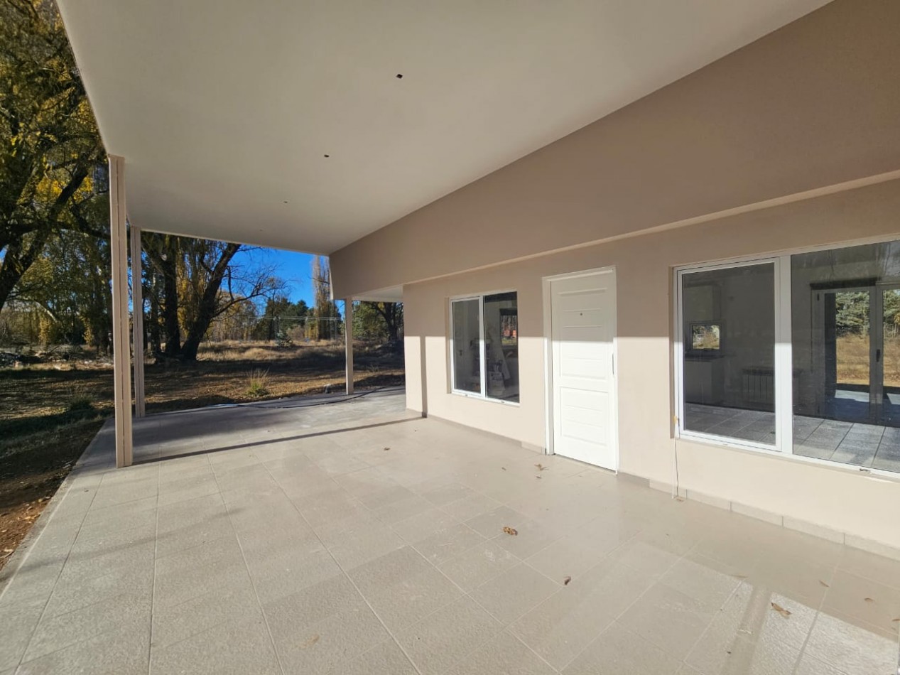 Neuquen. Alquiler Casa 2 dormitorios en Predio