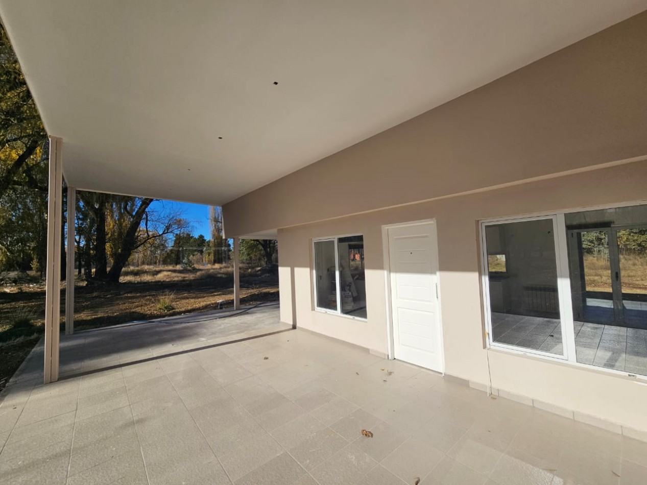 Neuquen. Alquiler Casa 2 dormitorios en Predio