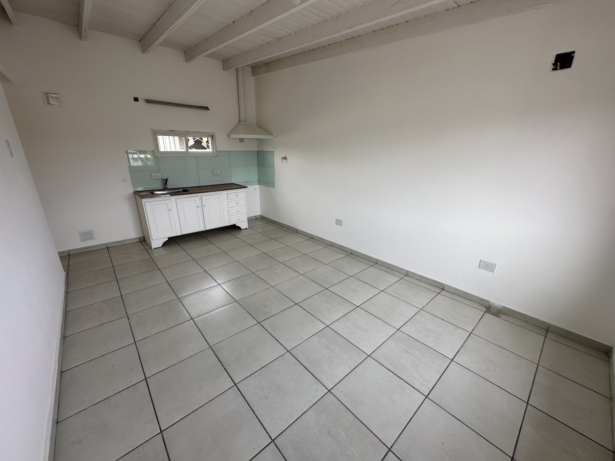 Rio Negro Cipolletti Alquiler Departamento 2 dormitorios B° Juventud y Desarrollo 