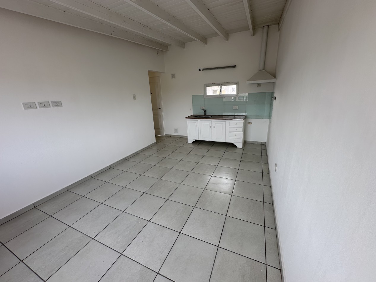 Rio Negro Cipolletti Alquiler Departamento 2 dormitorios B° Juventud y Desarrollo 