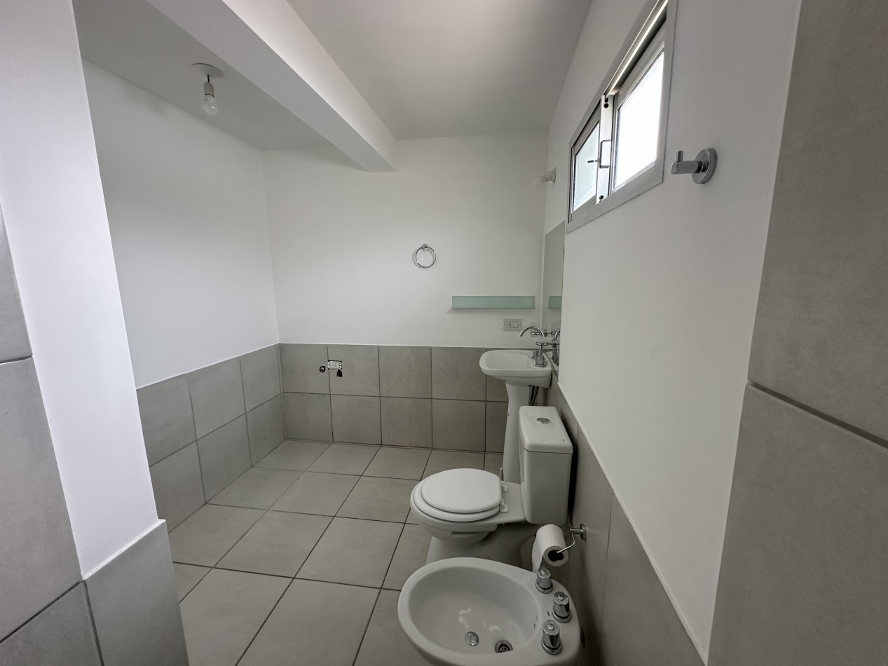 Rio Negro Cipolletti Alquiler Departamento 2 dormitorios B° Juventud y Desarrollo 