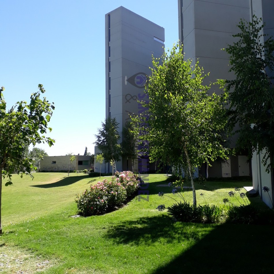 Neuquen Alquiler Departamento 2 dormitorios suite cochera Paseo de la Costa 