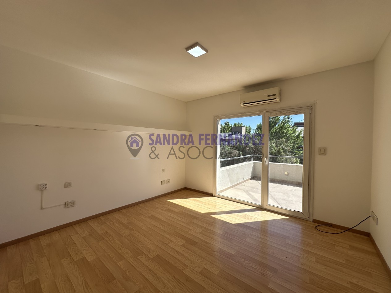 Rio Negro Cipolletti Casa 4 dormitorios Barrio Manzanar 7