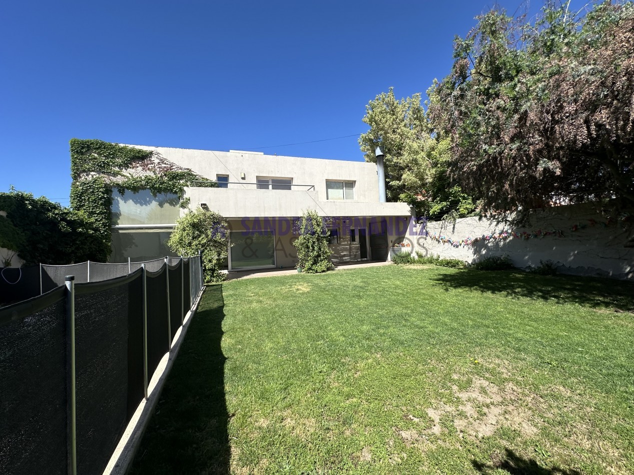 Rio Negro Cipolletti Casa 4 dormitorios Barrio Manzanar 7