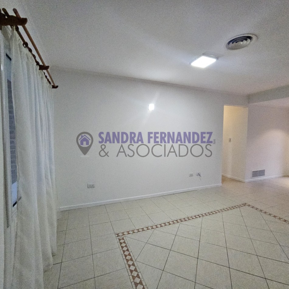 Neuquen. Venta Casa 2 dormitorios (suite) en una sola planta. Barrio Rincon Club de Campo