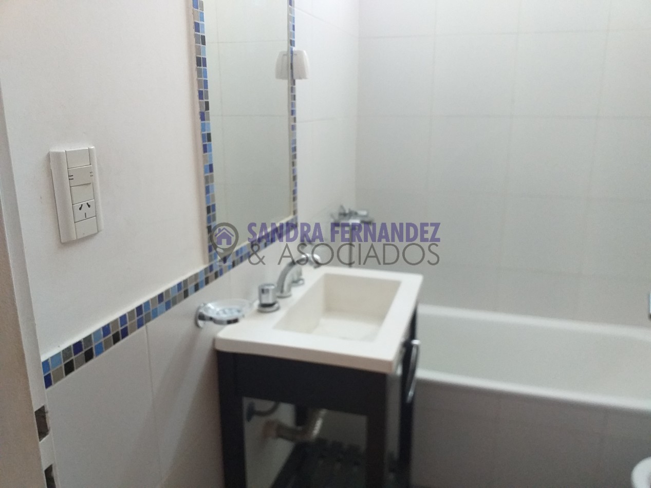 Rio Negro, Cipolletti, Monoambiente amplio. Barrio Arevalo