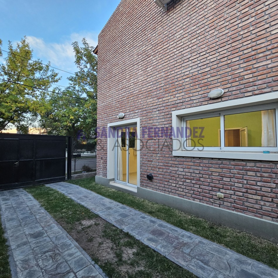 Rio Negro. Cipolletti. Venta. Casa en planta baja 3 dormitorios (suite) 