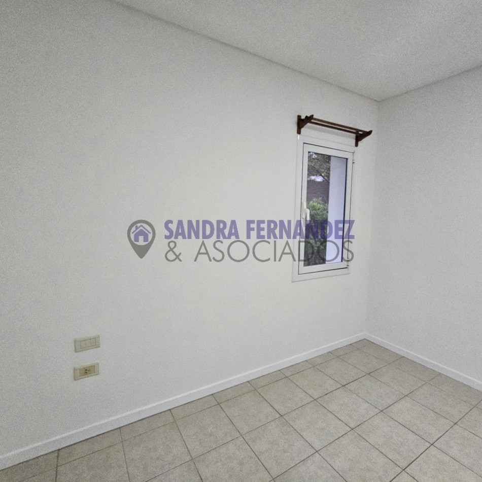 Neuquen. Venta Casa 2 dormitorios (suite) en una sola planta. Barrio Rincon Club de Campo