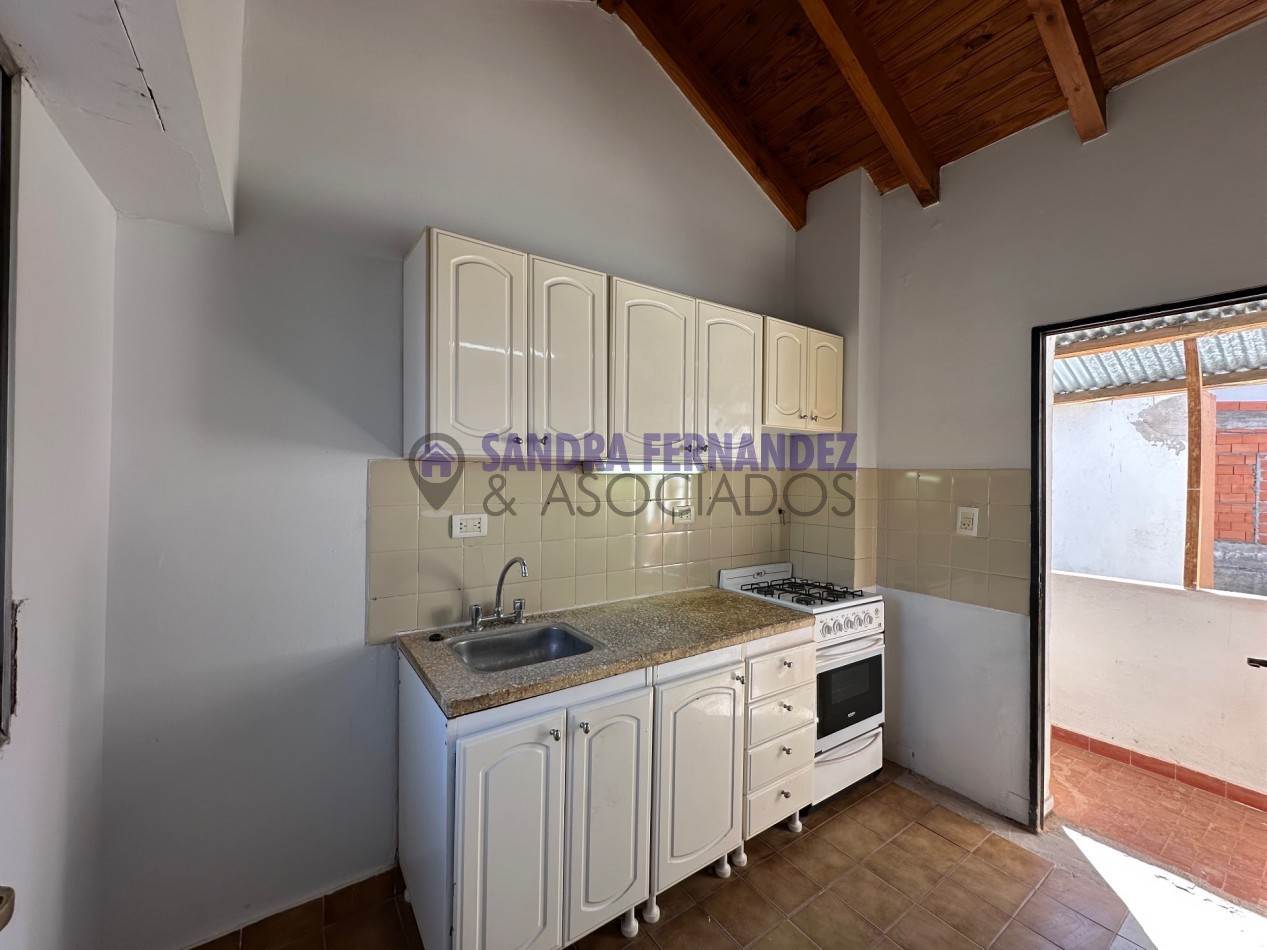 Neuquen Alquiler Departamento en Complejo en 1° piso sin cochera