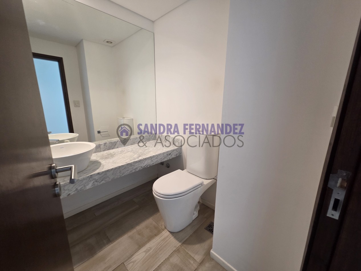 Neuquen. Alquiler NIVEL GERENCIAL Departamento  Semipiso 3 dorm