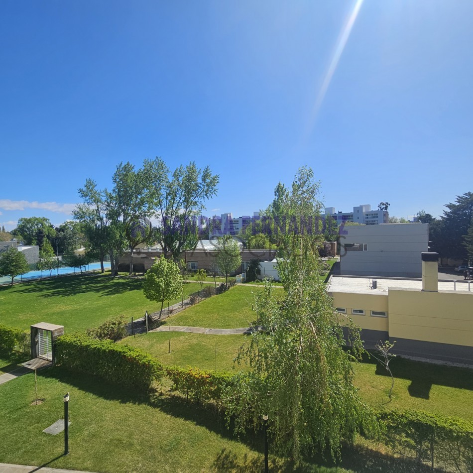 Neuquen Alqwuiler Semipiso en zona Jardines del Rey. Cochera Baulera Zona Rio Limay Paseo de la Costa