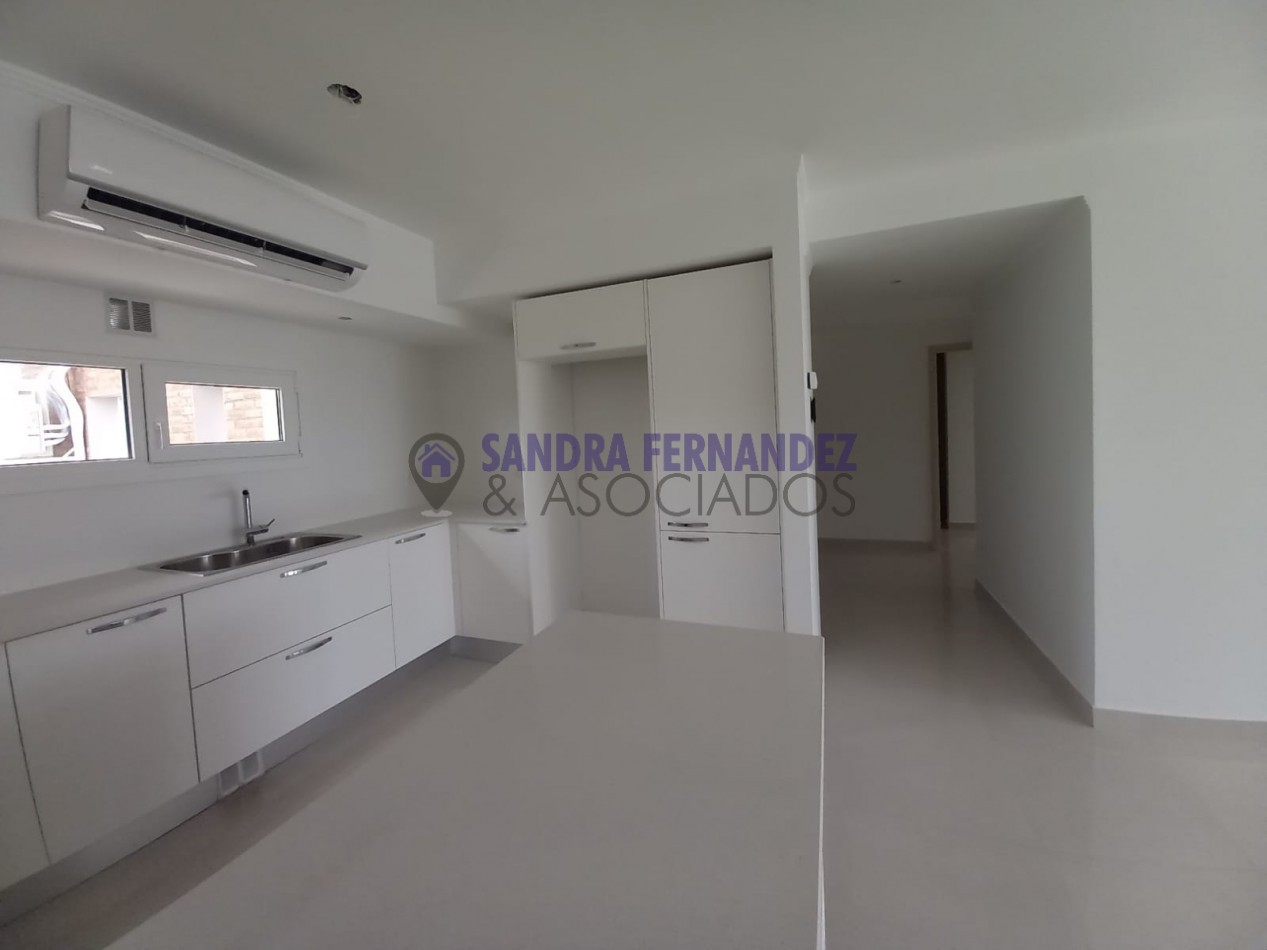 Neuquen Venta Departamento 2 dormitorios a estrenar. Cochera. Baulera Ecor J 