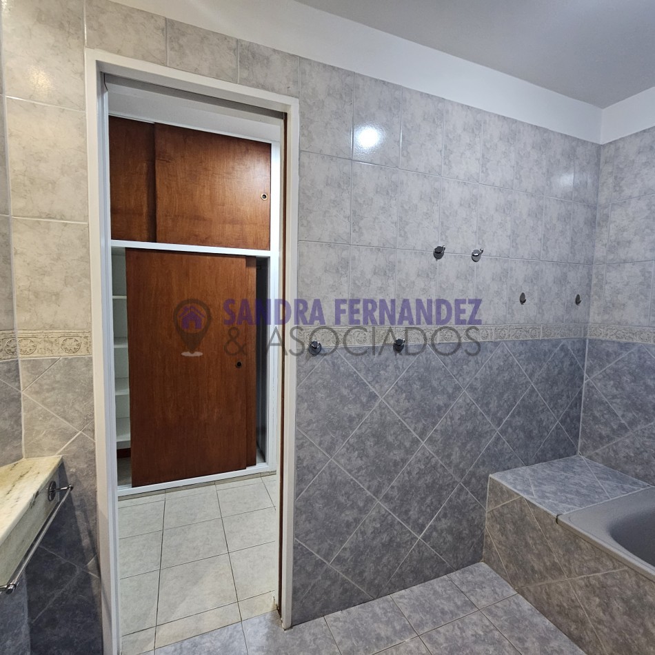 Neuquen. Venta Casa 2 dormitorios (suite) en una sola planta. Barrio Rincon Club de Campo