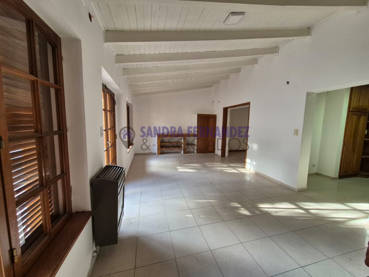 Neuquen Alquiler Casa B°Santa Genoveva