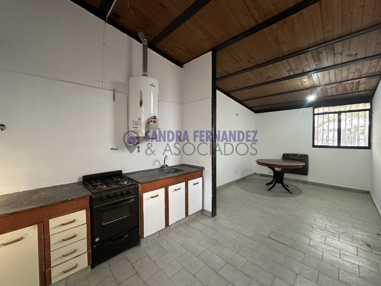 Neuquen Alquiler Casa 2 dormitorios en Barrio Limay