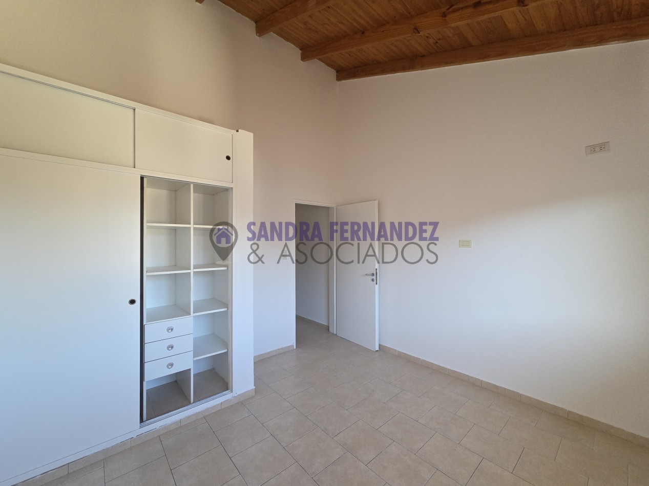 Neuquen. Alquiler. Duplex 2 dormitorios Barrio Huilliches