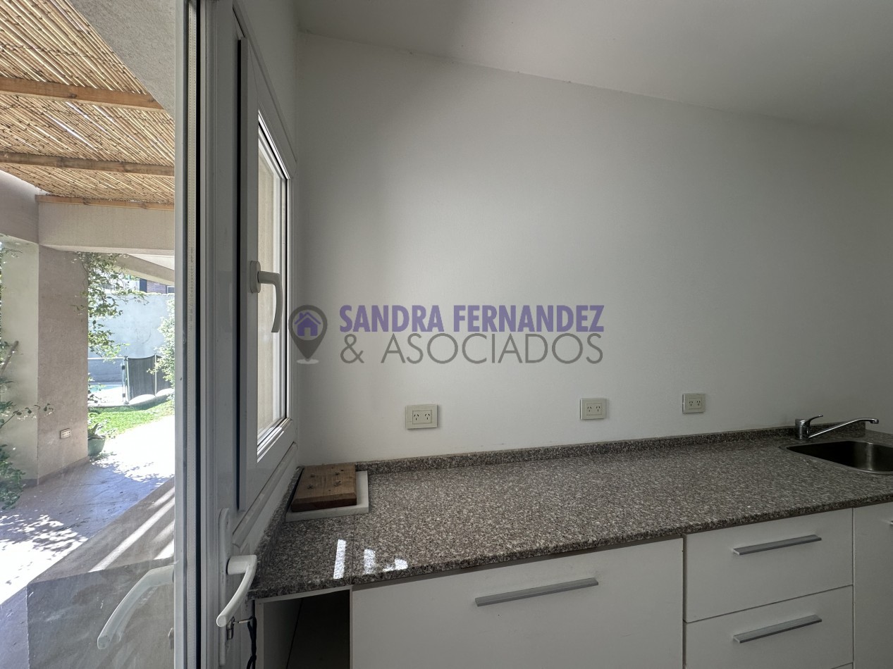 Rio Negro Cipolletti Casa 4 dormitorios Barrio Manzanar 7