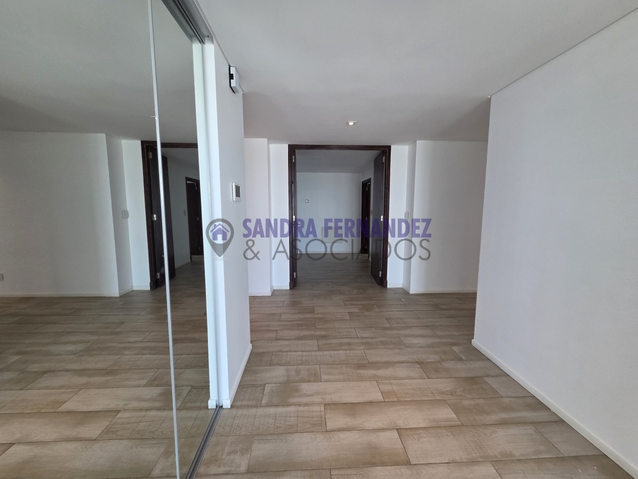 Neuquen. Alquiler NIVEL GERENCIAL Departamento  Semipiso 3 dorm