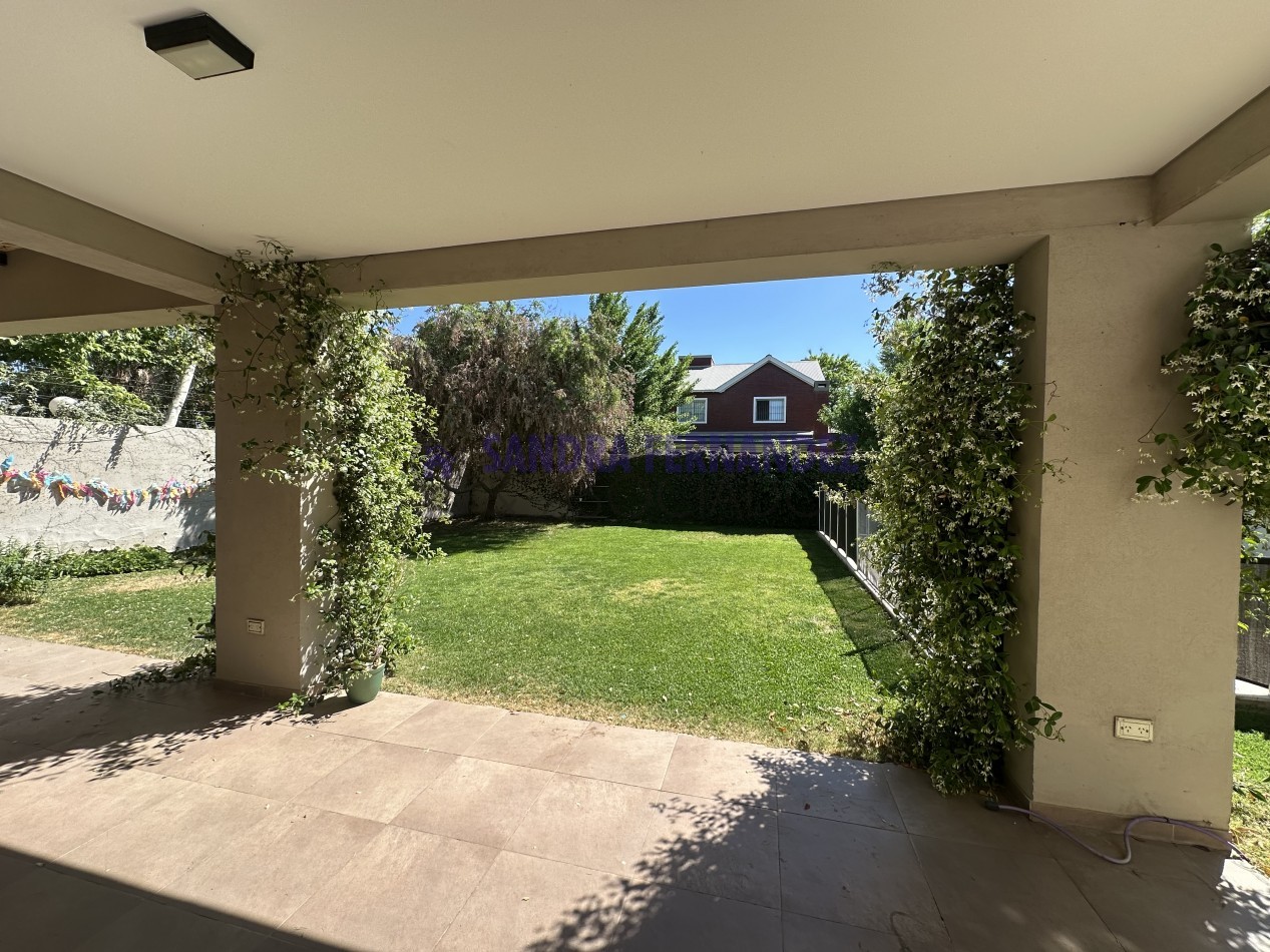 Rio Negro Cipolletti Casa 4 dormitorios Barrio Manzanar 7