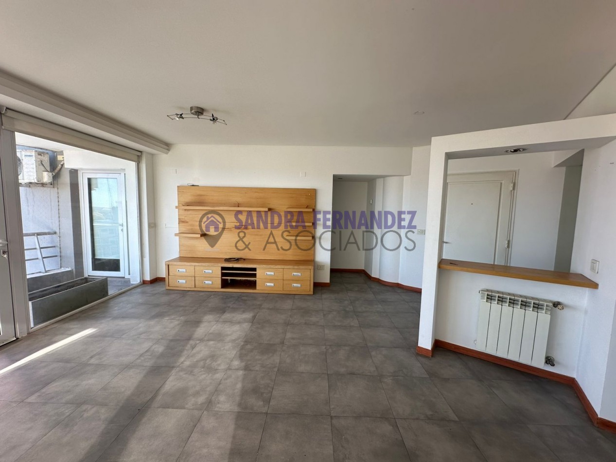 Neuquen Alquiler Semipiso Departamento 2 dormitorios (suite) Cochera Baulera