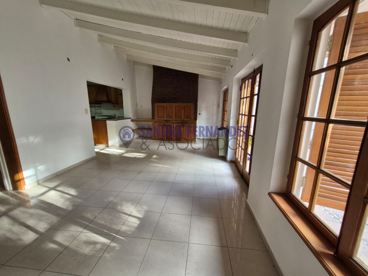 Neuquen Alquiler Casa B°Santa Genoveva