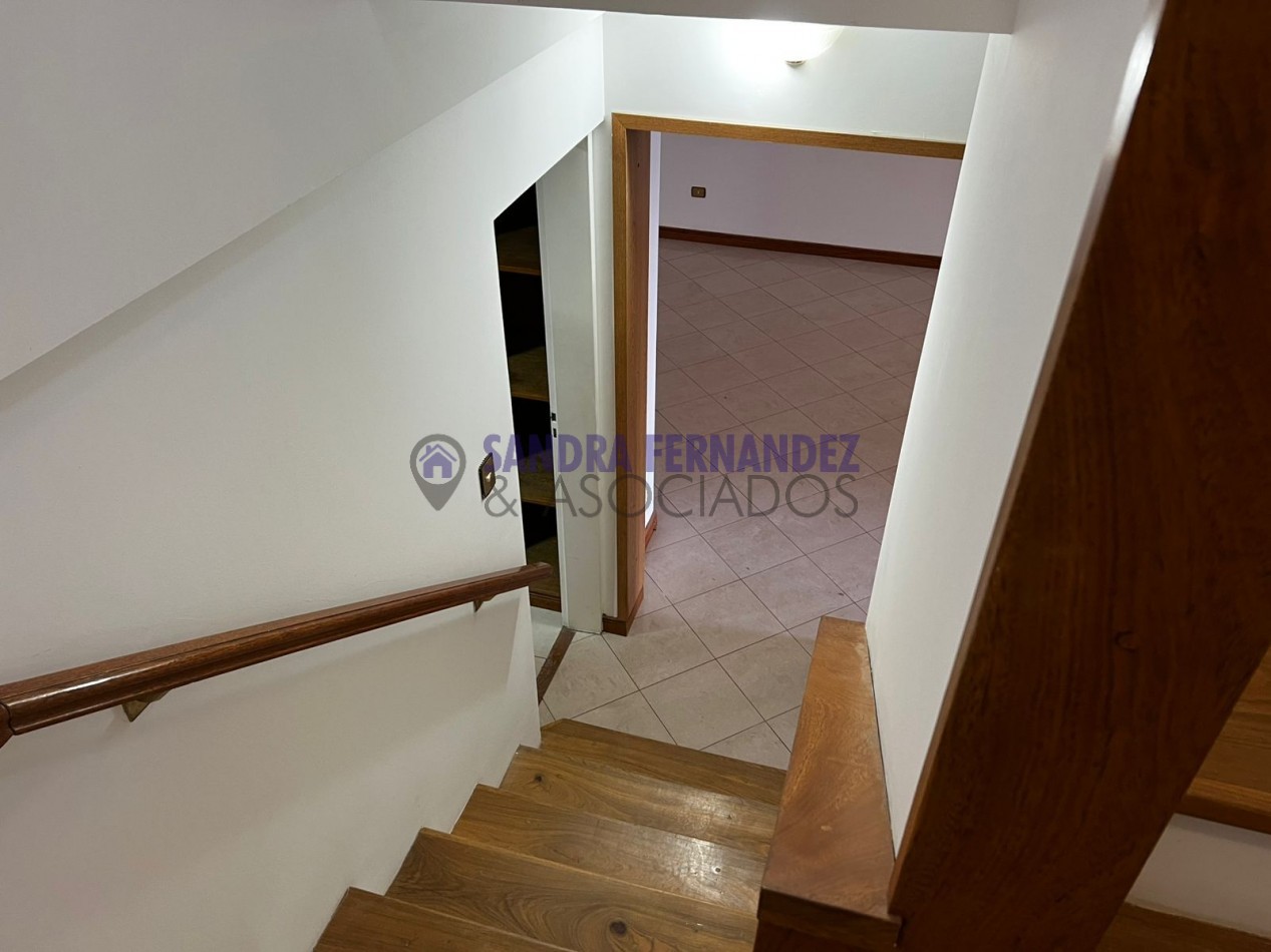 Neuquen Alquiler Casa B°Santa Genoveva
